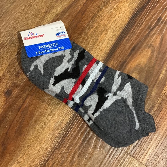 Socks - Picture 2 of 7